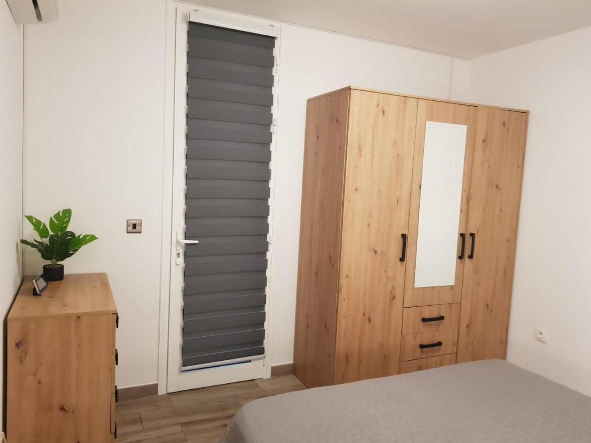 Family Comfortable Apartment Arona  Exteriér fotografie