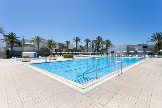 Family Comfortable Apartment Arona  Exteriér fotografie